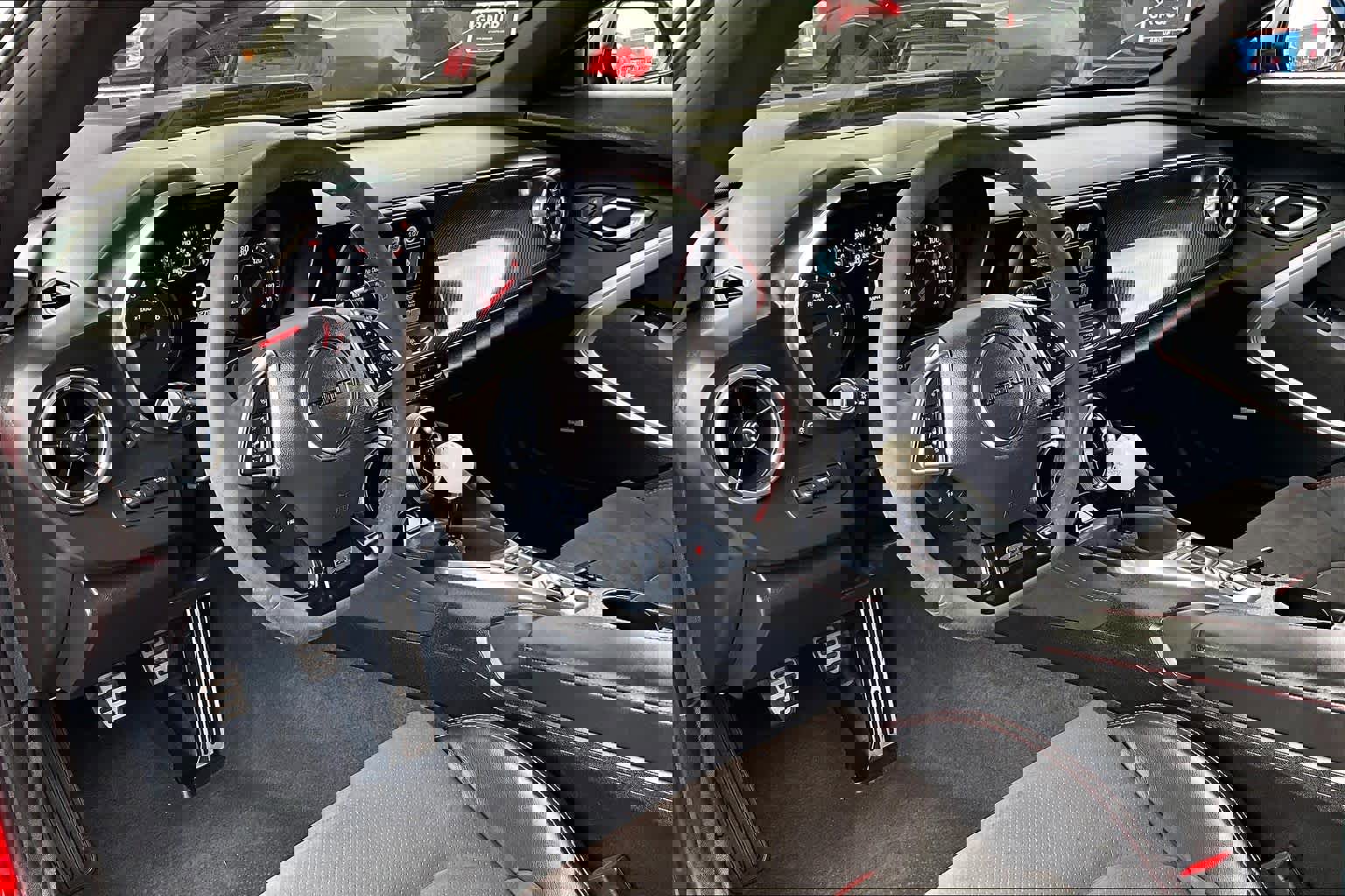 Used 2018 Chevrolet Camaro ZL1 image 16