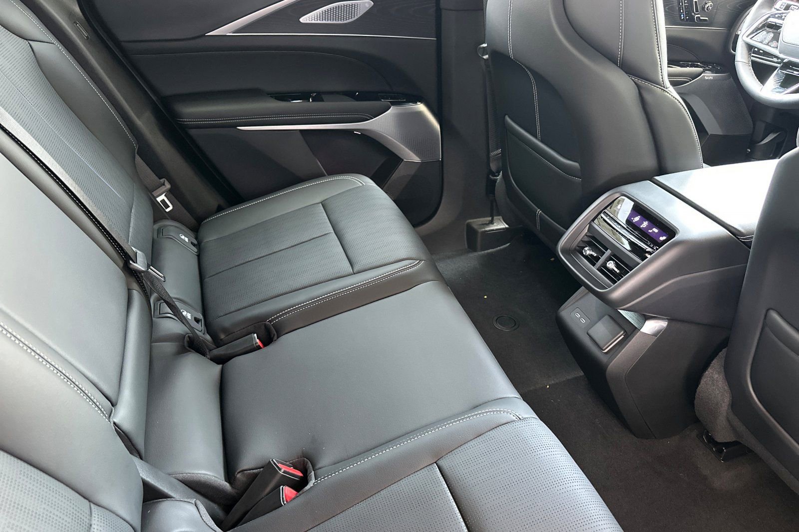 Used 2026 Cadillac Lyriq V w/ LPO, Premium Carpet Package image 19