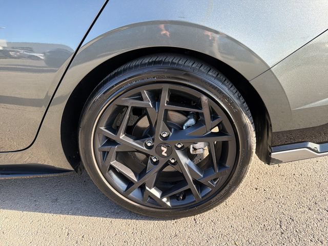 Used 2024 Hyundai Elantra N Line FWD image 31