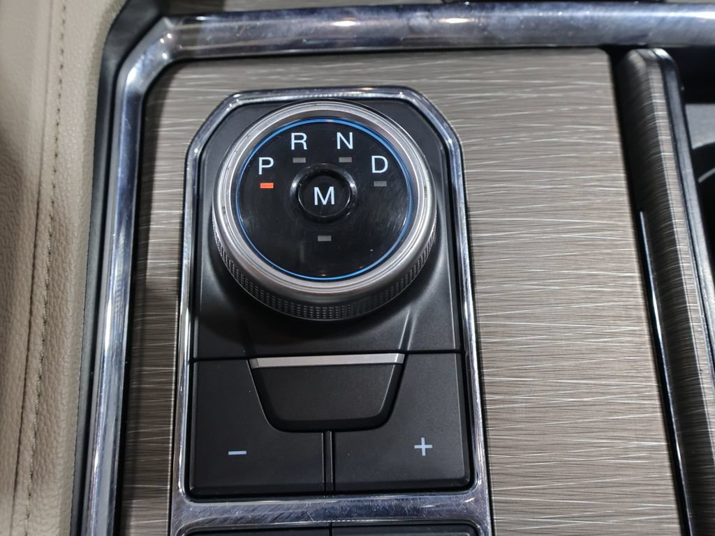 Used 2022 Ford Expedition Limited AWD/4WD image 34