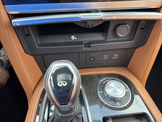 Used 2024 INFINITI QX80 Sensory w/ Cargo Package AWD/4WD image 19