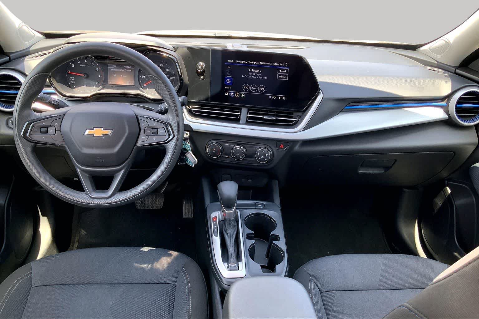 Used 2025 Chevrolet Trax LS FWD image 16