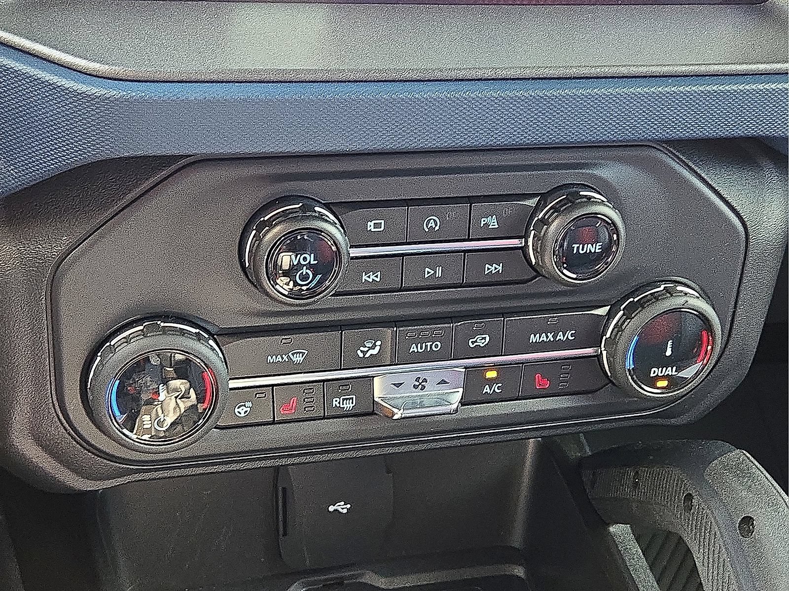 Used 2022 Ford Bronco Raptor AWD/4WD image 27