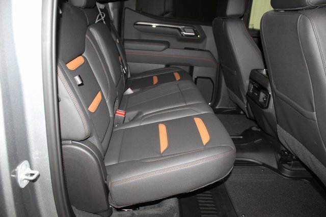 Used 2025 GMC Sierra 1500 AT4 w/ AT4 Premium Package image 17