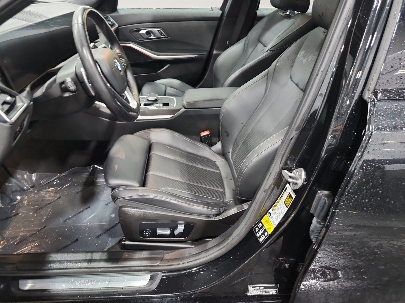 Used 2023 BMW 330i xDrive Sedan w/ Driving Assistance Package AWD/4WD image 9