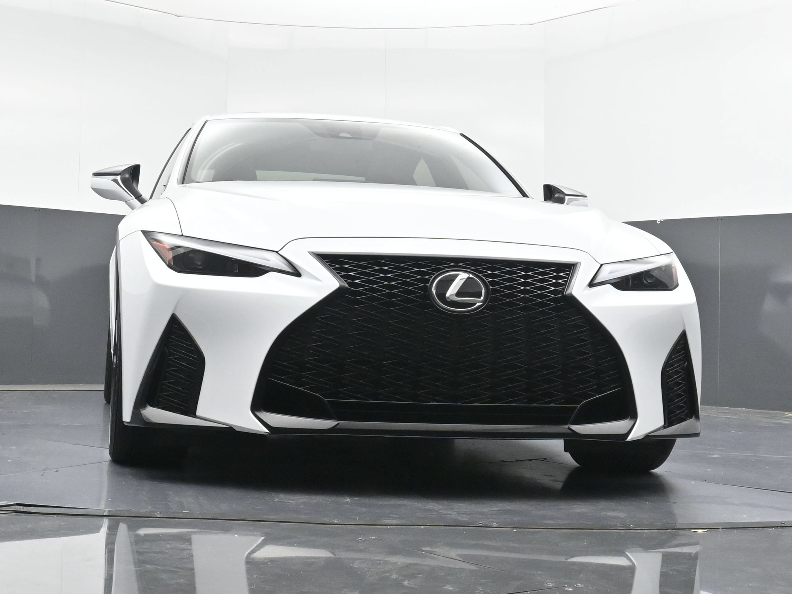 Used 2024 Lexus IS 350 F Sport RWD image 26