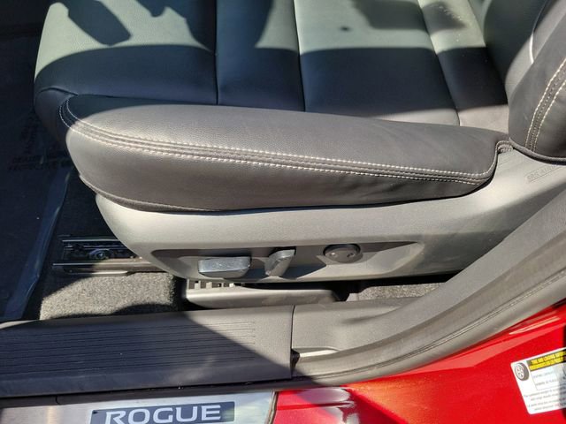 Used 2023 Nissan Rogue SL w/ SL Premium Package AWD/4WD image 14
