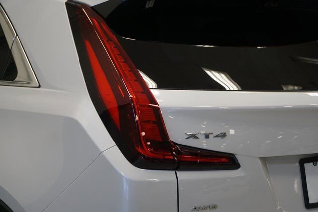 Used 2022 Cadillac XT4 Premium Luxury w/ Enhanced Visibility Package image 4
