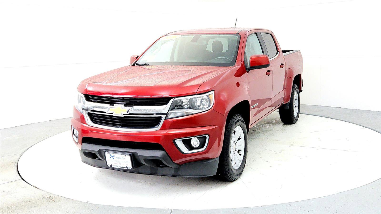 Used 2016 Chevrolet Colorado LT w/ LT Convenience Package image 2