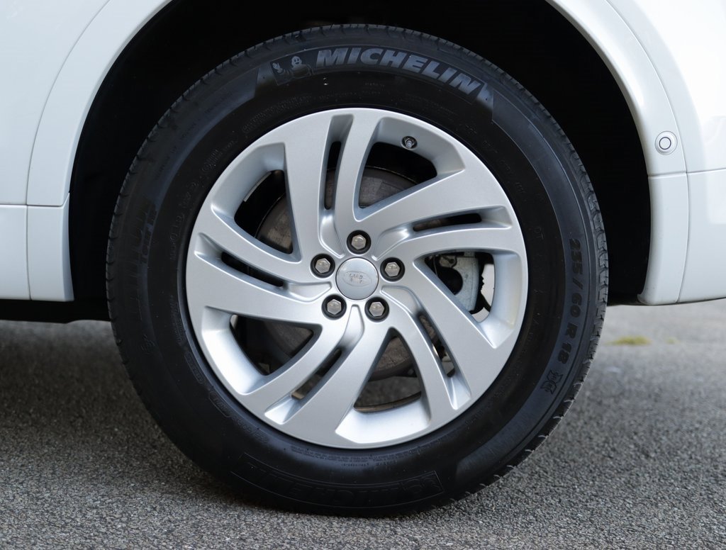 Used 2021 Land Rover Discovery Sport S R-Dynamic image 42