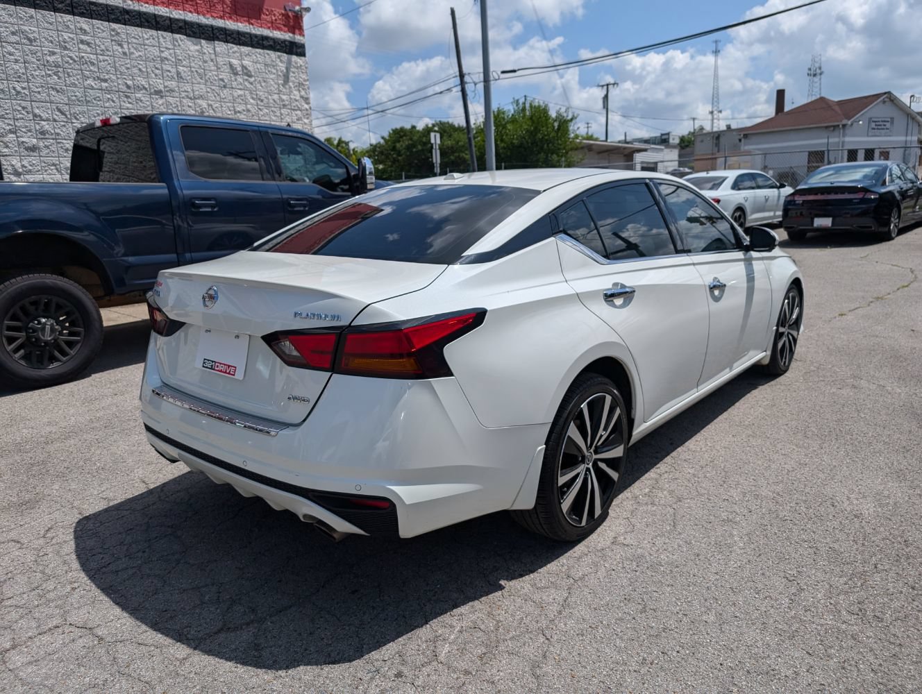 Used 2021 Nissan Altima 2.5 Platinum AWD/4WD image 6