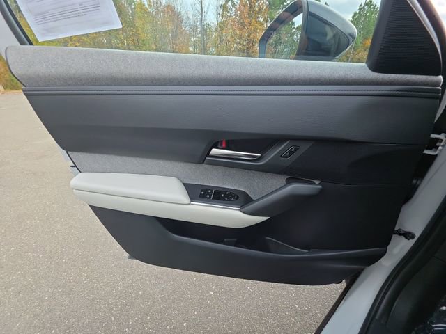 Used 2022 MAZDA MX-30 Electric w/ Premium Package image 38