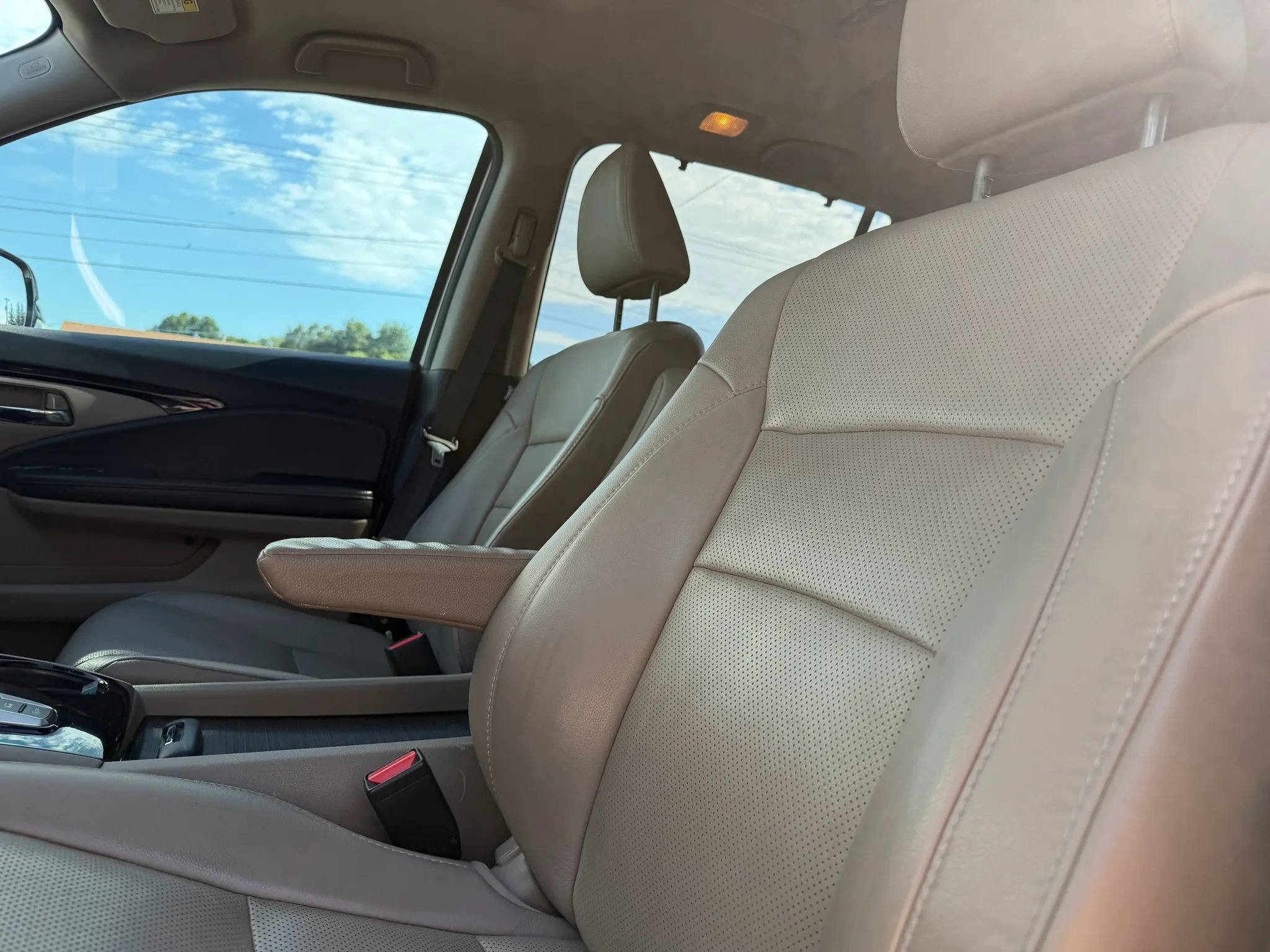 Used 2017 Honda Pilot Elite image 21