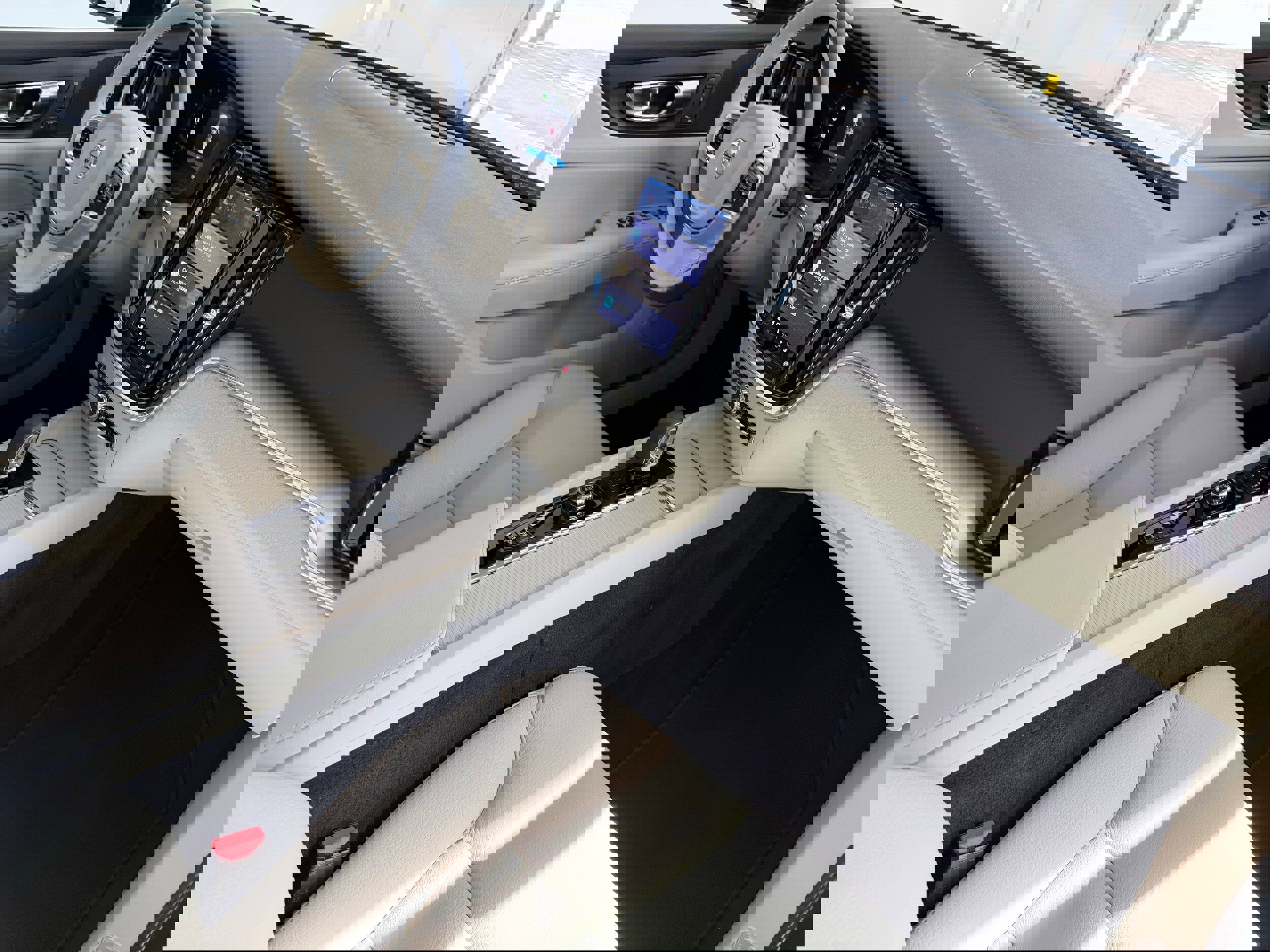 Certified 2025 Volvo S60 B5 Core image 21