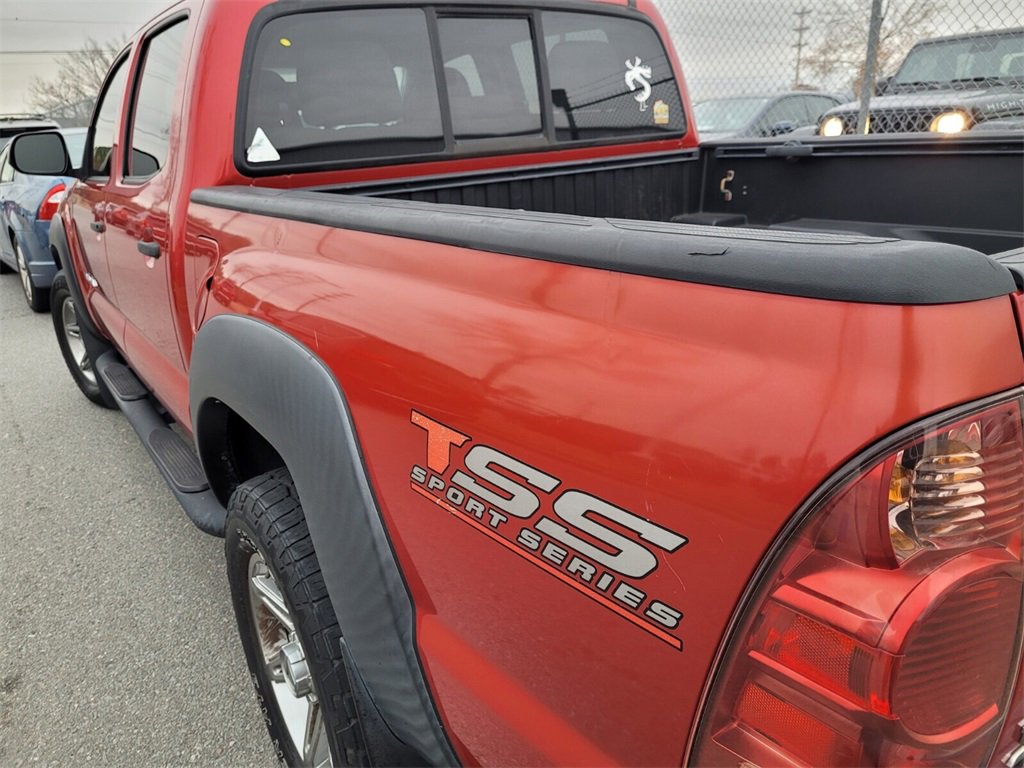 Used 2013 Toyota Tacoma 4x4 Double Cab image 5