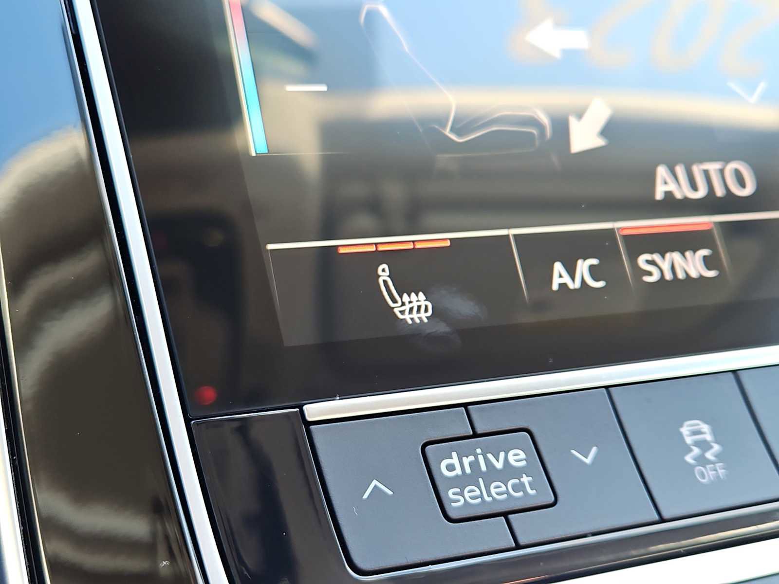 Certified 2023 Audi Q7 3.0T Premium w/ Convenience Package image 27