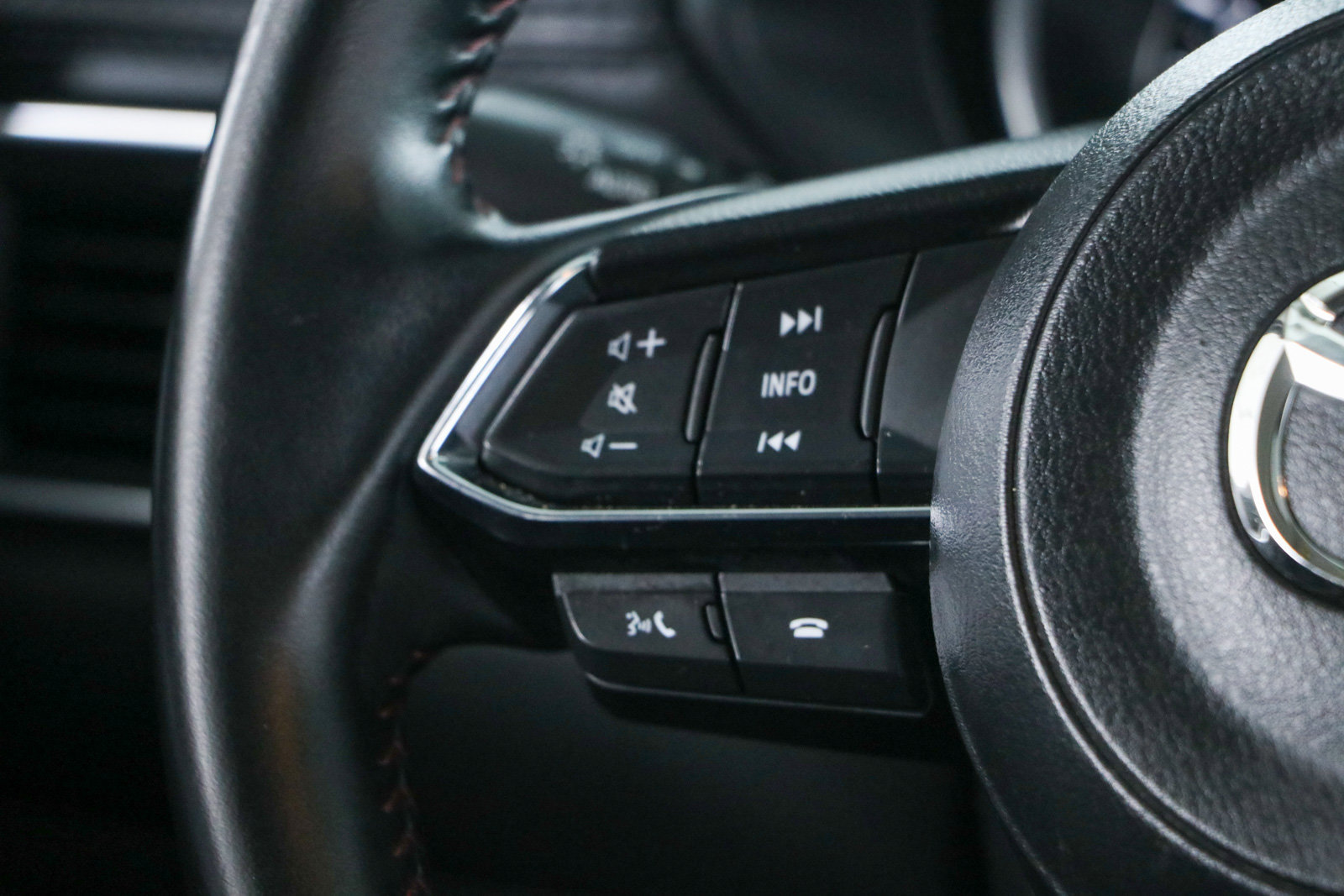 Used 2025 MAZDA CX-5 Carbon Edition AWD/4WD image 13