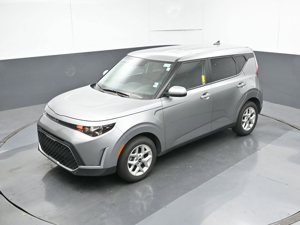 Used 2025 Kia Soul LX w/ LX Technology Package image 44