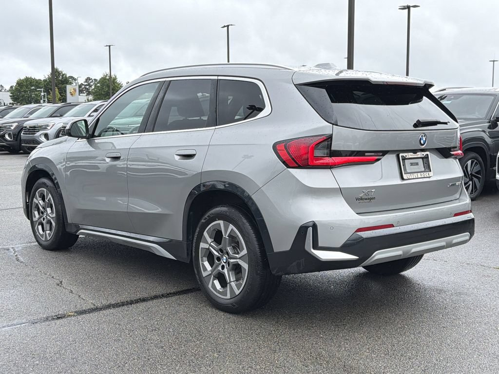 Used 2025 BMW X1 xDrive28i AWD/4WD image 3