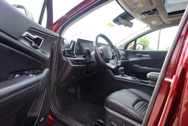 Used 2023 Kia Sportage SX FWD image 16