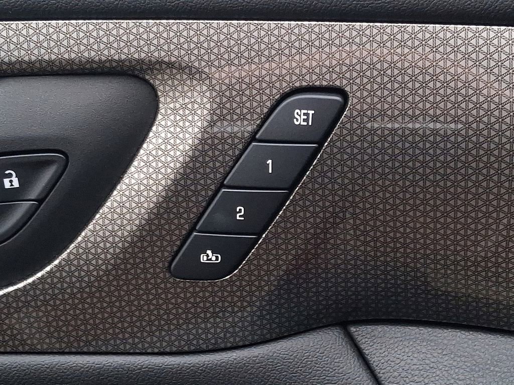 Certified 2023 Chevrolet Traverse Premier image 29