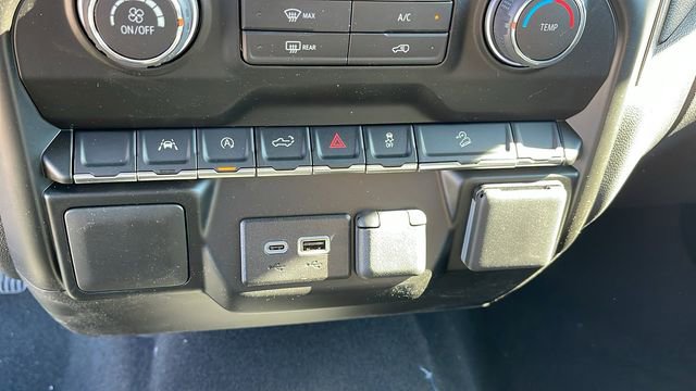 New 2026 Chevrolet Silverado 1500 Custom Trail Boss w/ LPO, Dark Essentials Package image 20