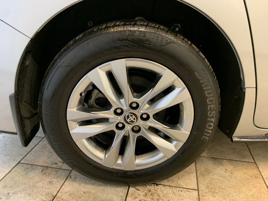 Used 2023 Toyota Sienna Limited w/ Protection Package (TMS) AWD/4WD image 11