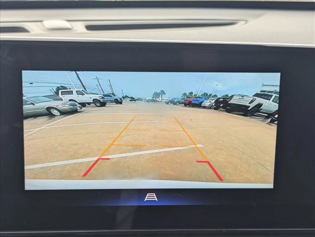Used 2025 Chevrolet Trax LT FWD image 10