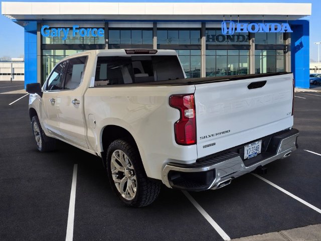 Used 2026 Chevrolet Silverado 1500 LTZ w/ LTZ Premium Package AWD/4WD image 3
