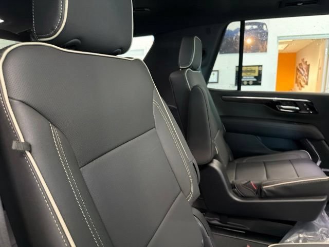 New 2026 Chevrolet Tahoe Premier w/ Sun And Tow Package AWD/4WD image 24