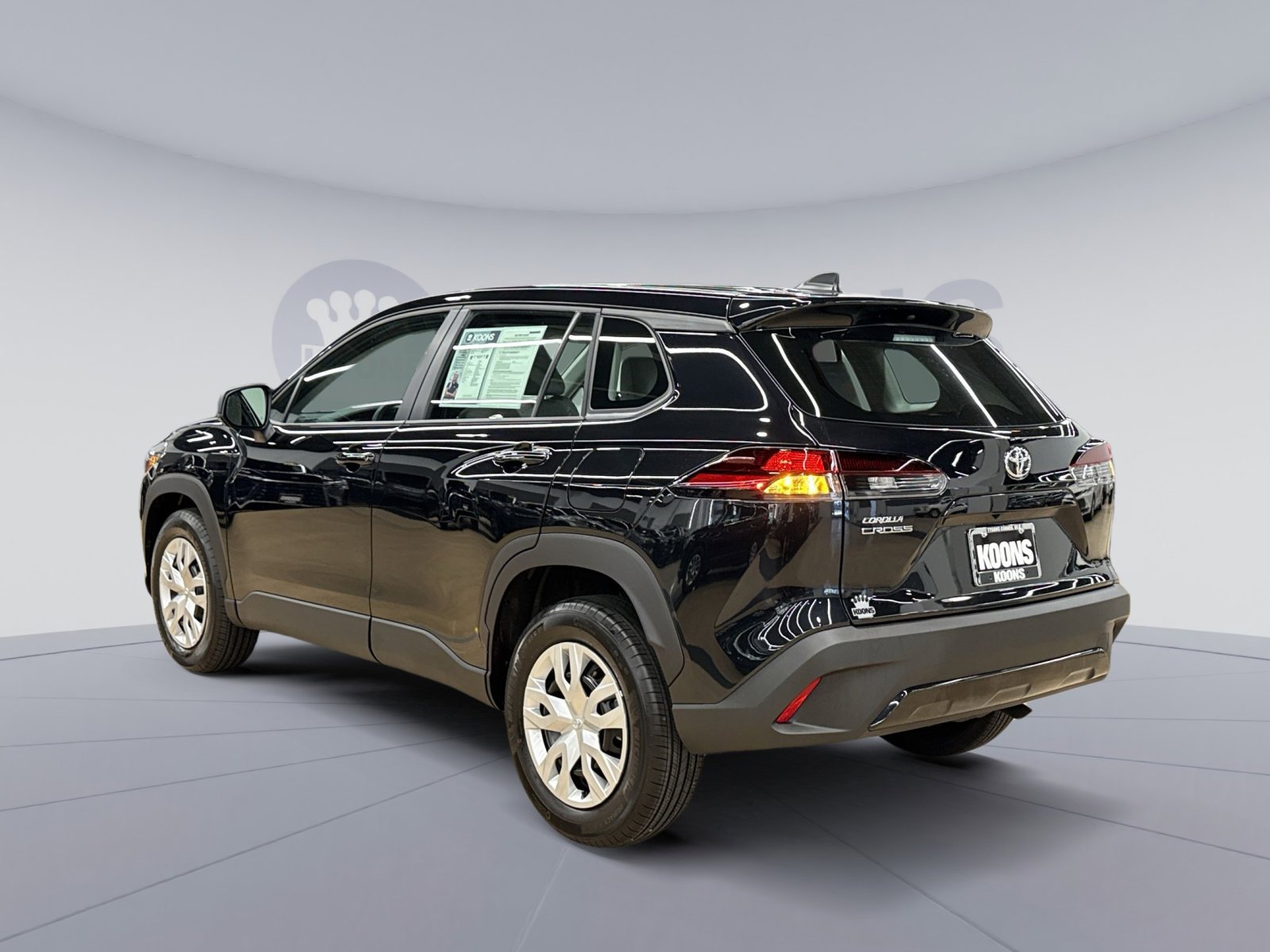 Used 2026 Toyota Corolla Cross L FWD image 8
