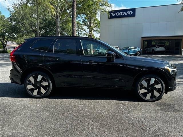 New 2025 Volvo XC60 T8 Plus w/ Climate Package image 3