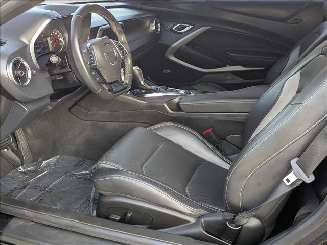 Used 2023 Chevrolet Camaro LT w/ Technology Package image 15