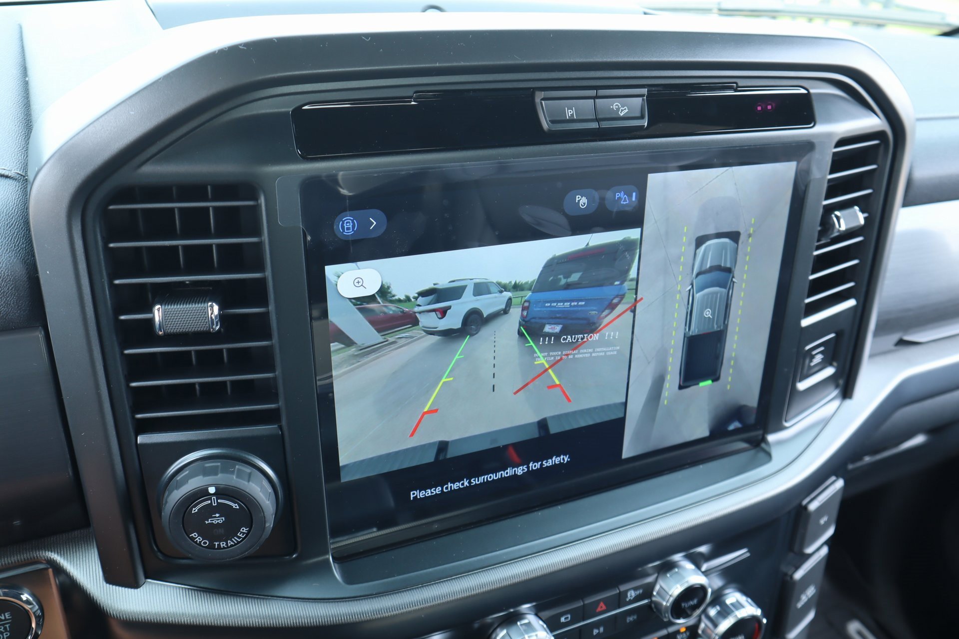 New 2025 Ford F150 Lariat w/ FX4 Off-Road Package image 8