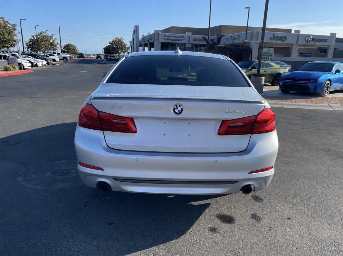 Used 2018 BMW 530i RWD image 4