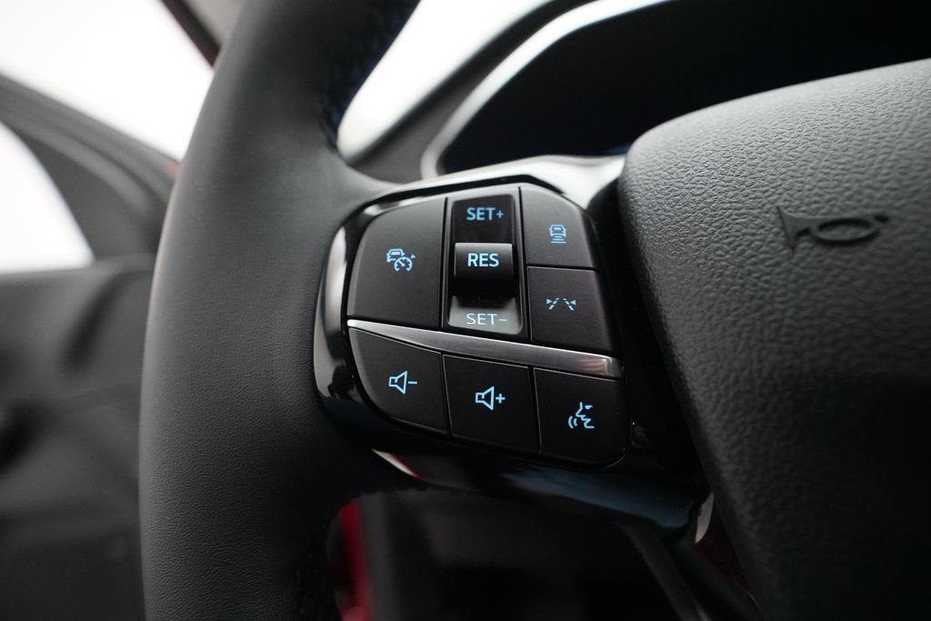 Used 2024 Ford Escape Platinum AWD/4WD image 18