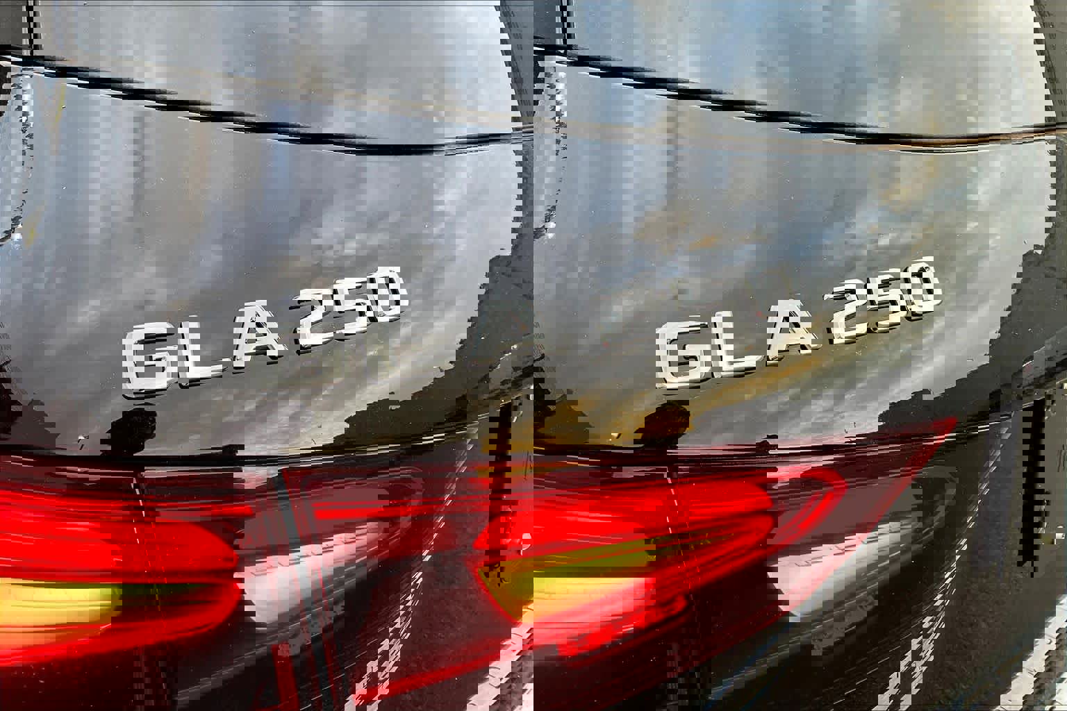 Used 2026 Mercedes-Benz GLA 250 4MATIC image 31