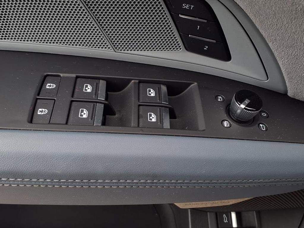 Used 2024 Audi RS e-tron GT image 9