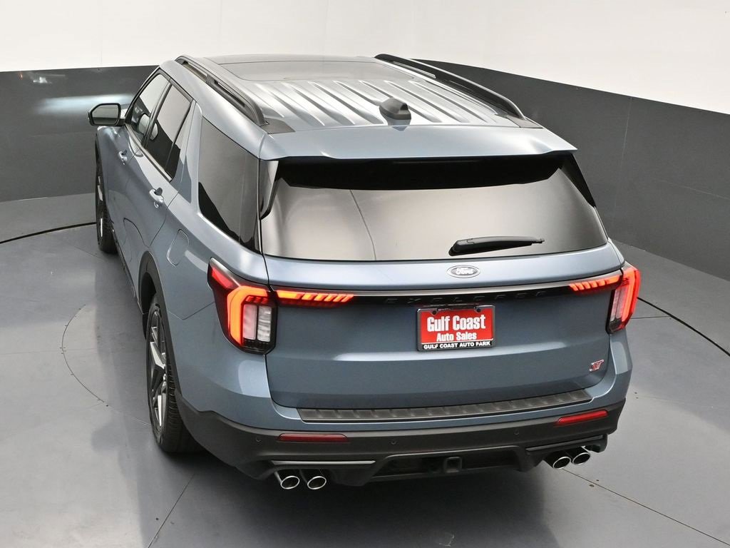 Used 2025 Ford Explorer ST w/ Sun And Sound Package image 46