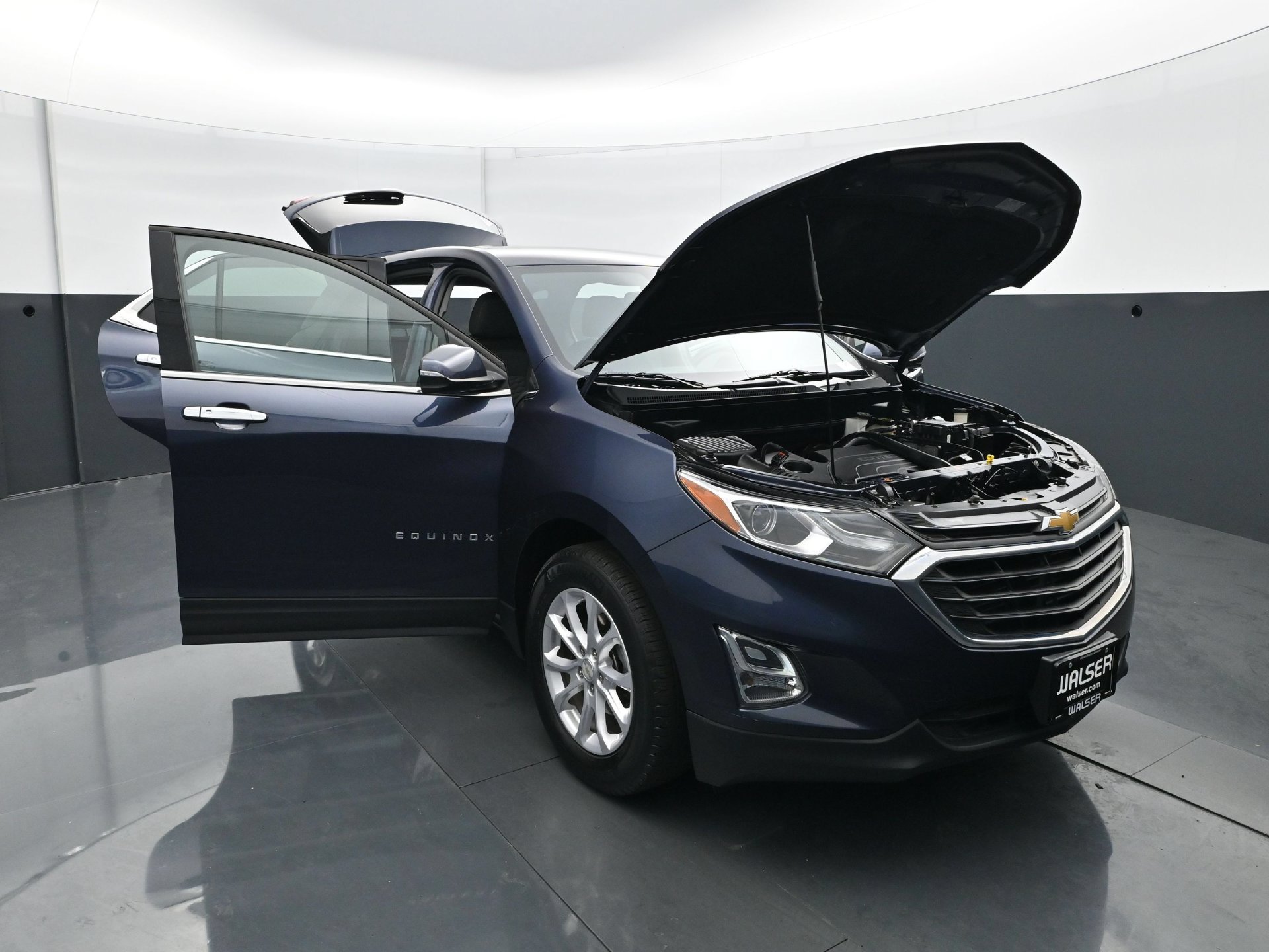 Used 2018 Chevrolet Equinox LT FWD image 39