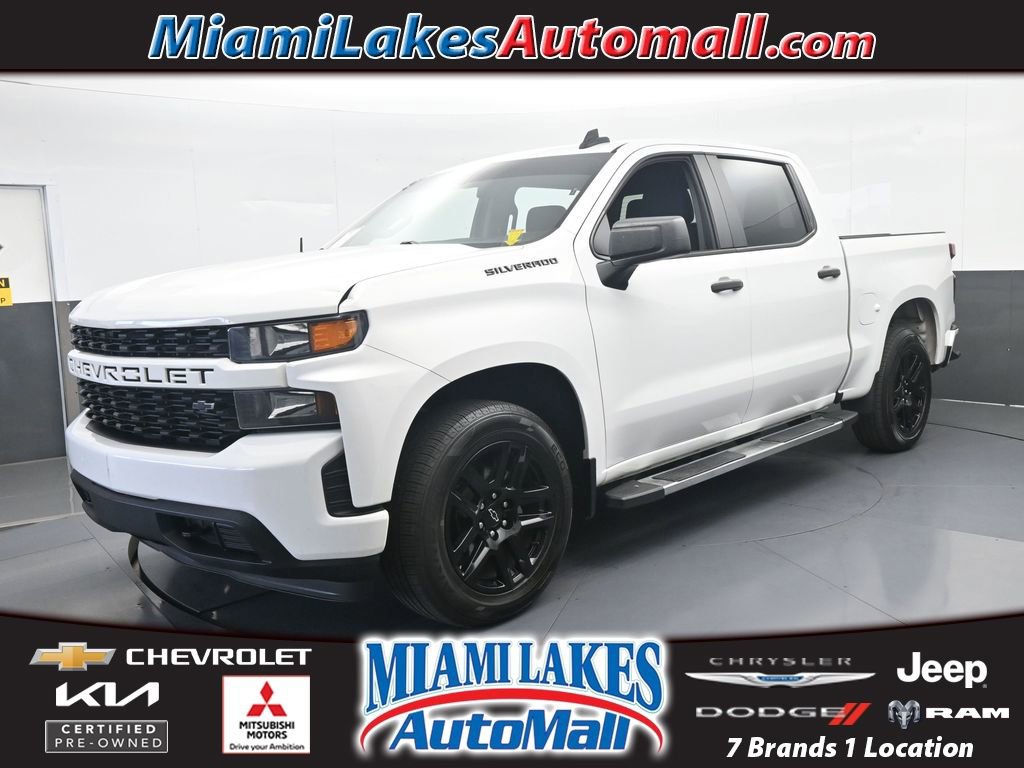 Used 2022 Chevrolet Silverado 1500 Custom w/ LPO, Blackout Package image 1