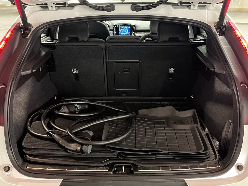 Used 2023 Volvo C40 P8 Recharge Ultimate w/ Protection Package Premier AWD/4WD image 34