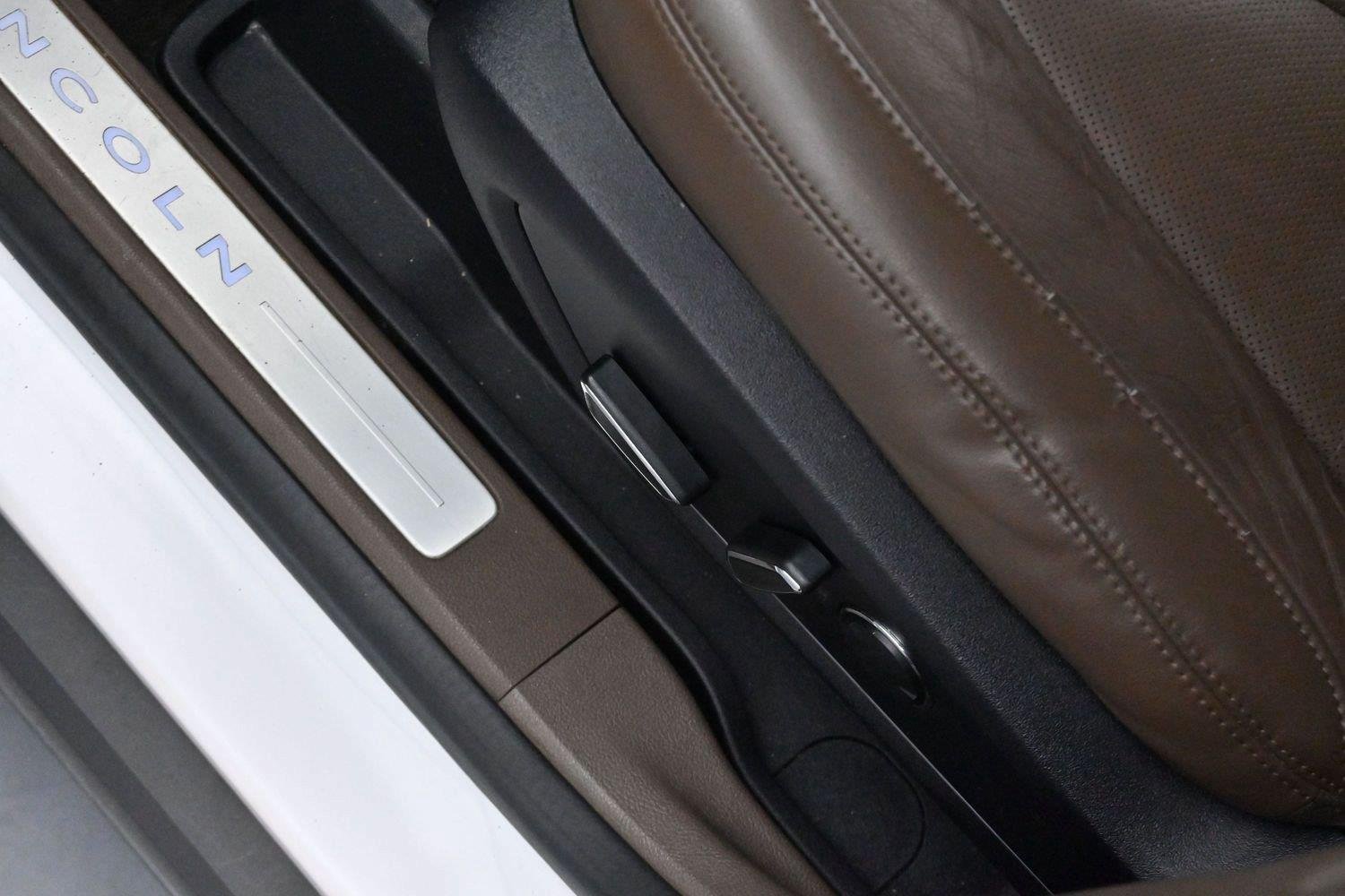 Used 2015 Lincoln MKC FWD w/ Equipment Group 102A Reserve image 14