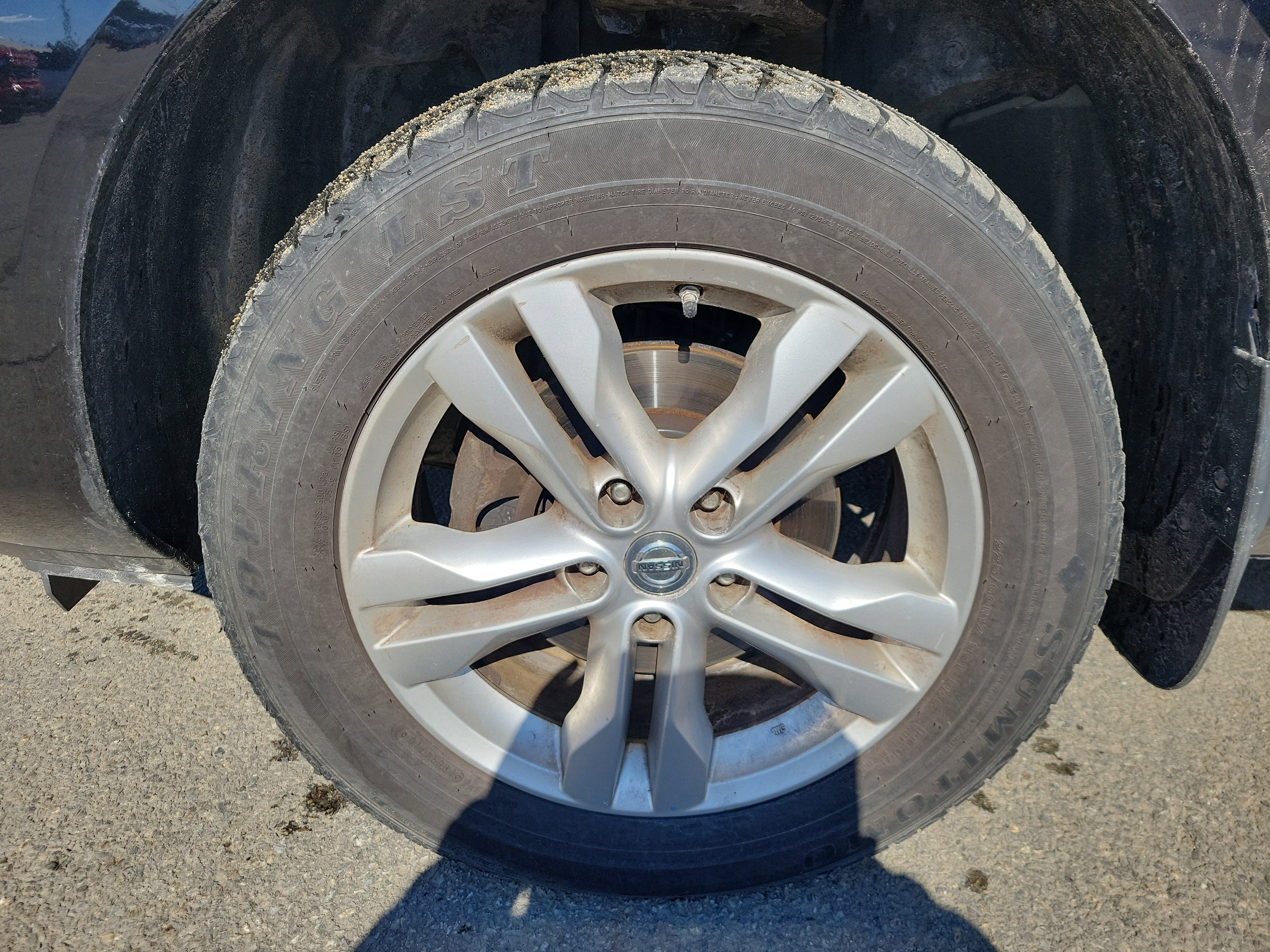 Used 2013 Nissan Rogue SV image 12