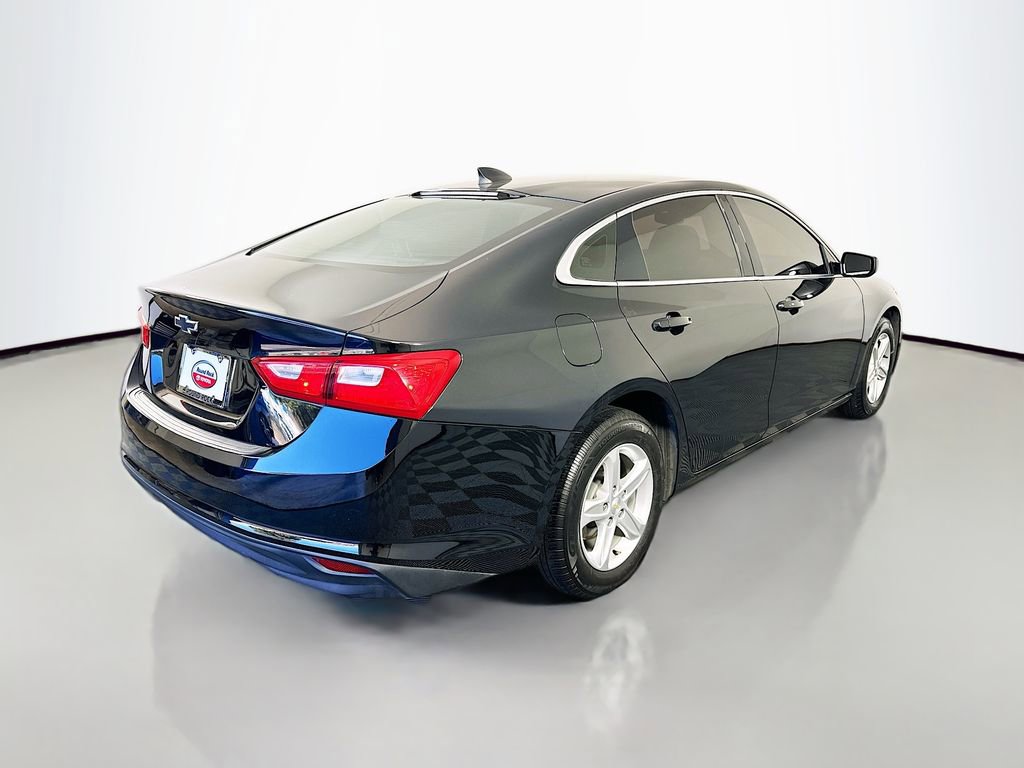 Used 2023 Chevrolet Malibu LS image 5