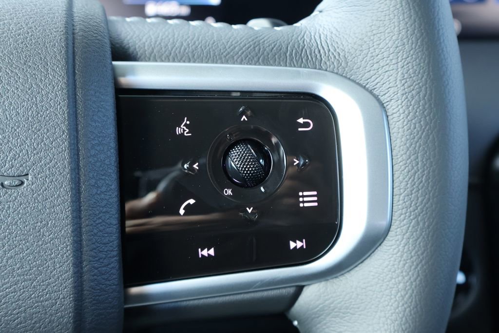 New 2026 Nissan Armada SV image 12