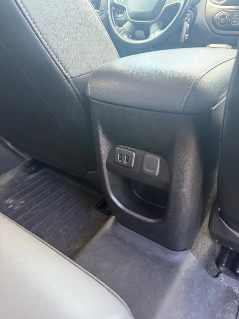 Used 2017 Chevrolet Colorado Z71 AWD/4WD image 16