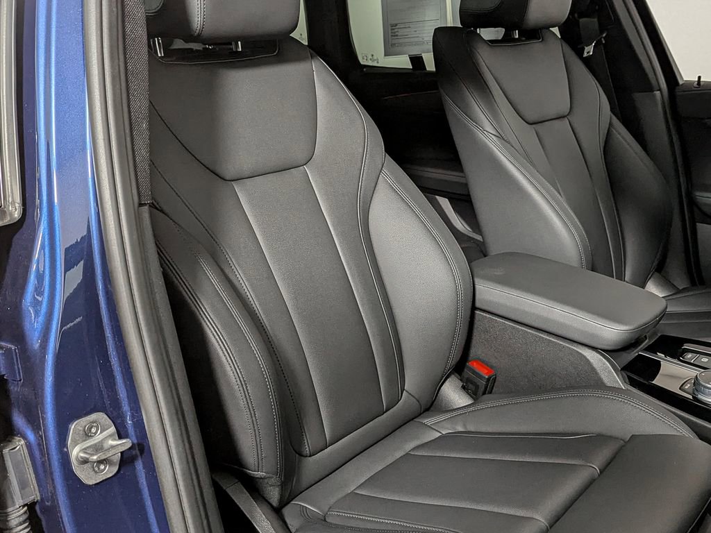 Used 2021 BMW X3 M40i w/ Premium Package image 26
