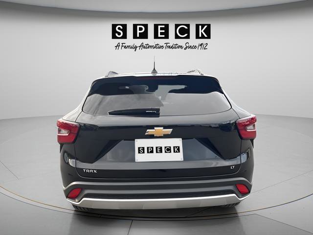 Used 2025 Chevrolet Trax LT image 4