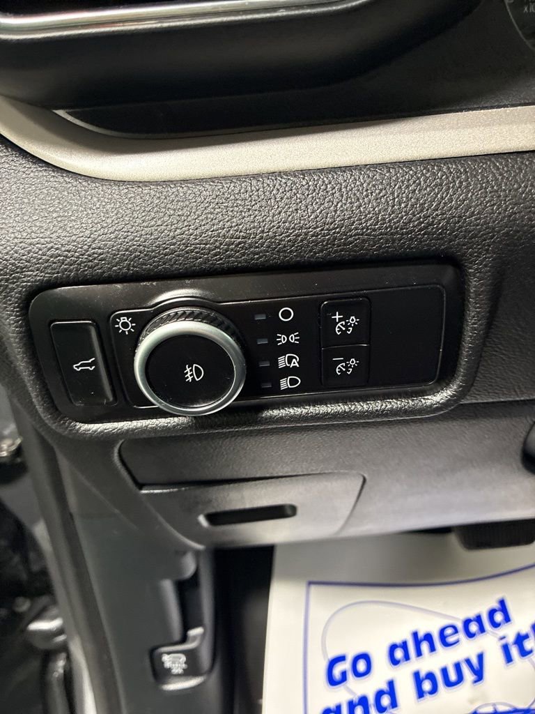 Used 2023 Ford Explorer XLT w/ Equipment Group 202A image 17